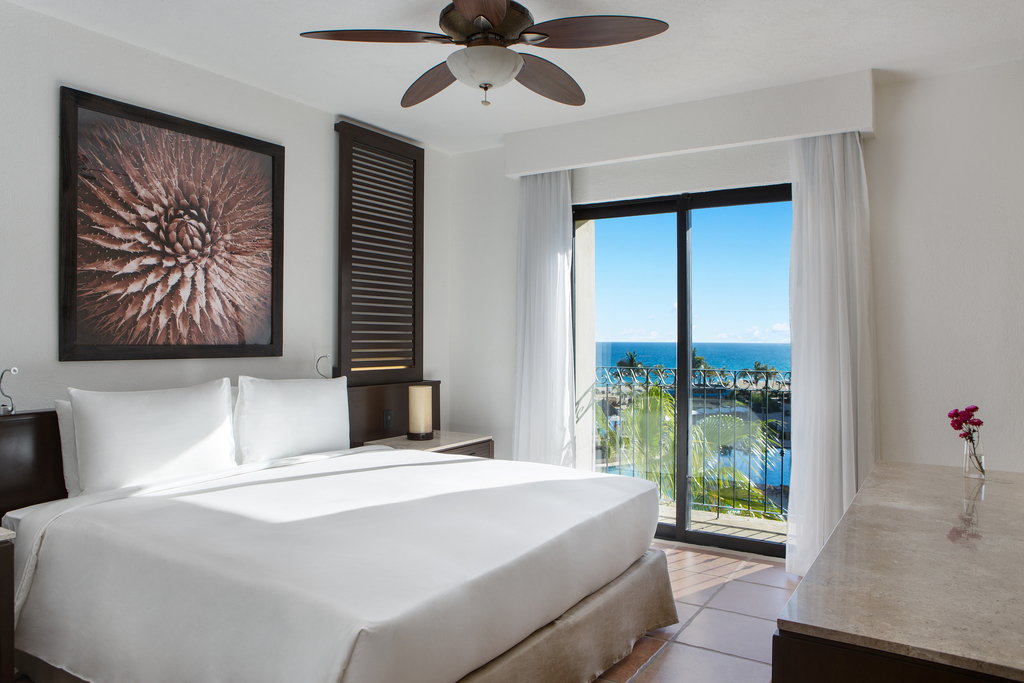 Hyatt-Ziva-Los-Cabos-Ocean-View-Two-Bedroom-Master-Suite-Master-Bedroom