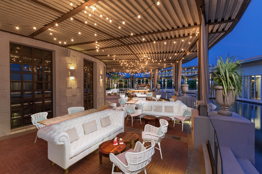 Palmera Lounge Terrace
