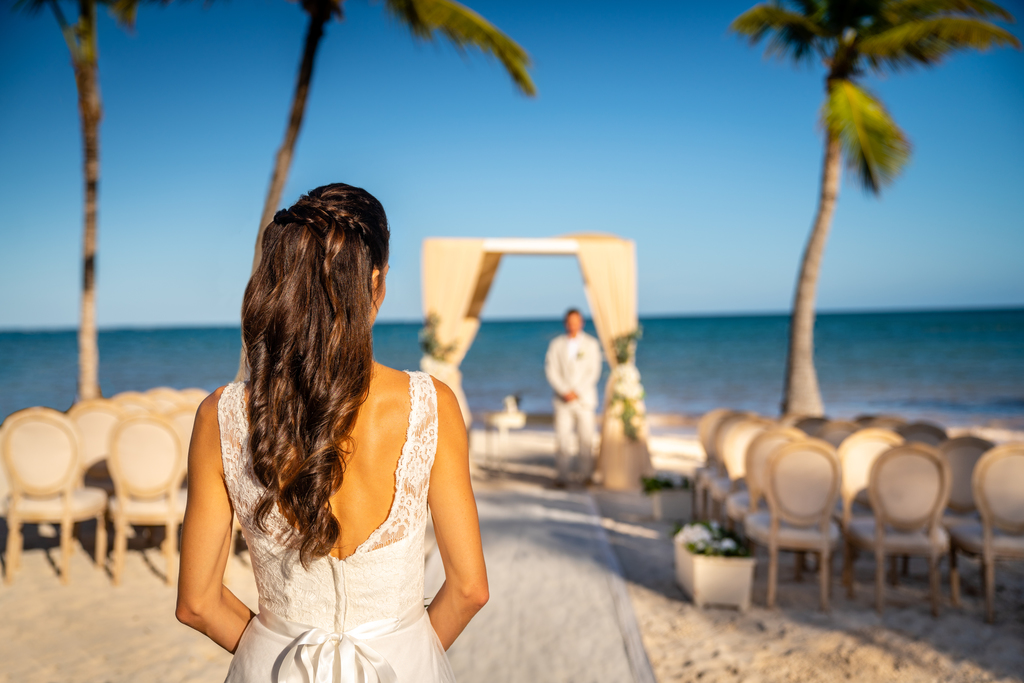 Sanctuary-Cap-Cana-Beach-Wedding-Couple44