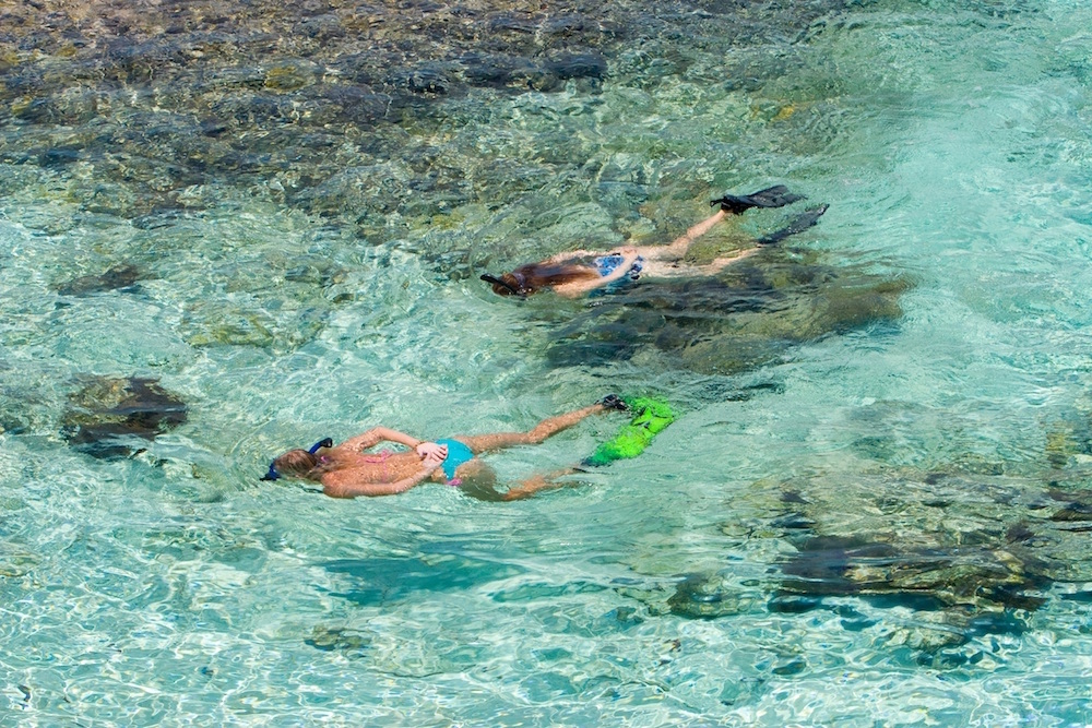 Ambergris-Cay-snorkeling