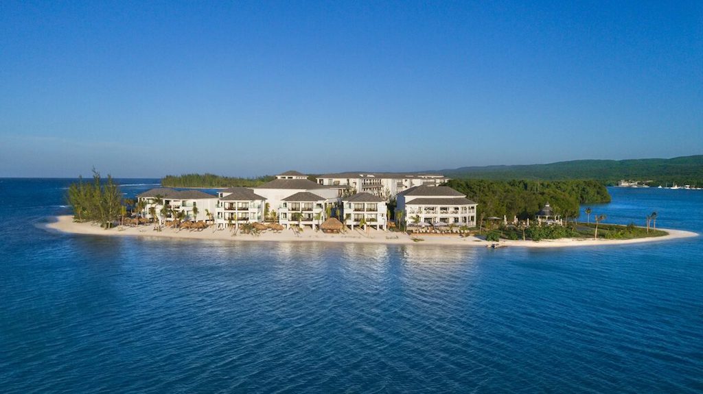 EXOB_beach-house-montego-bay-jamaica-all-inclusive-resort-adults-only-hero-2